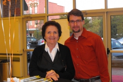 Staff_Volunteers_2011 012